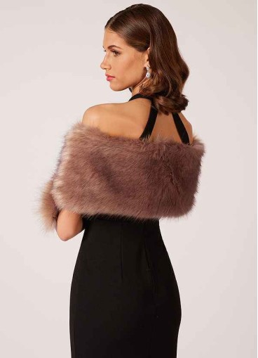 Hrongk Sincerity Faux Fur Wrap